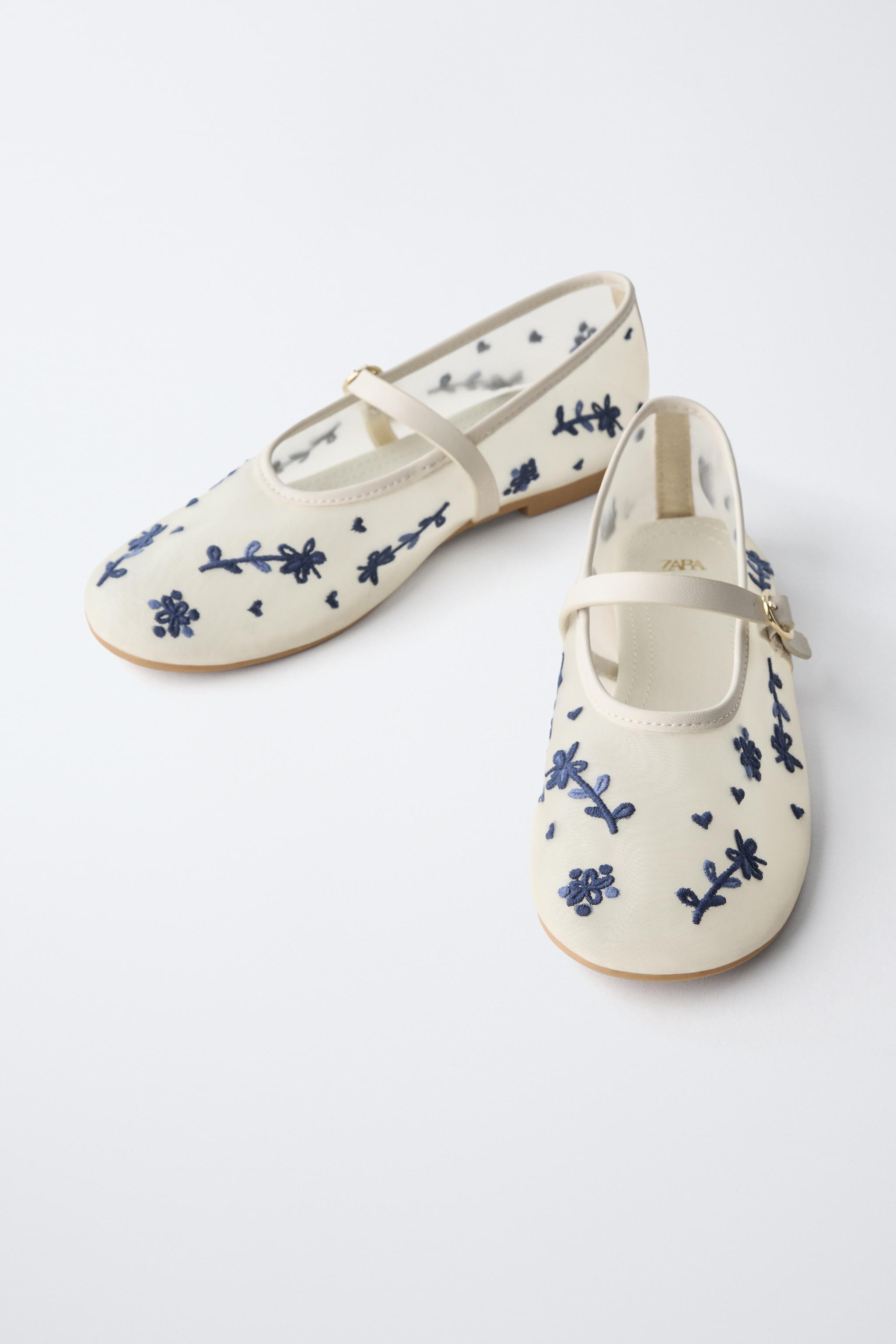 EMBROIDERED BALLET FLATS